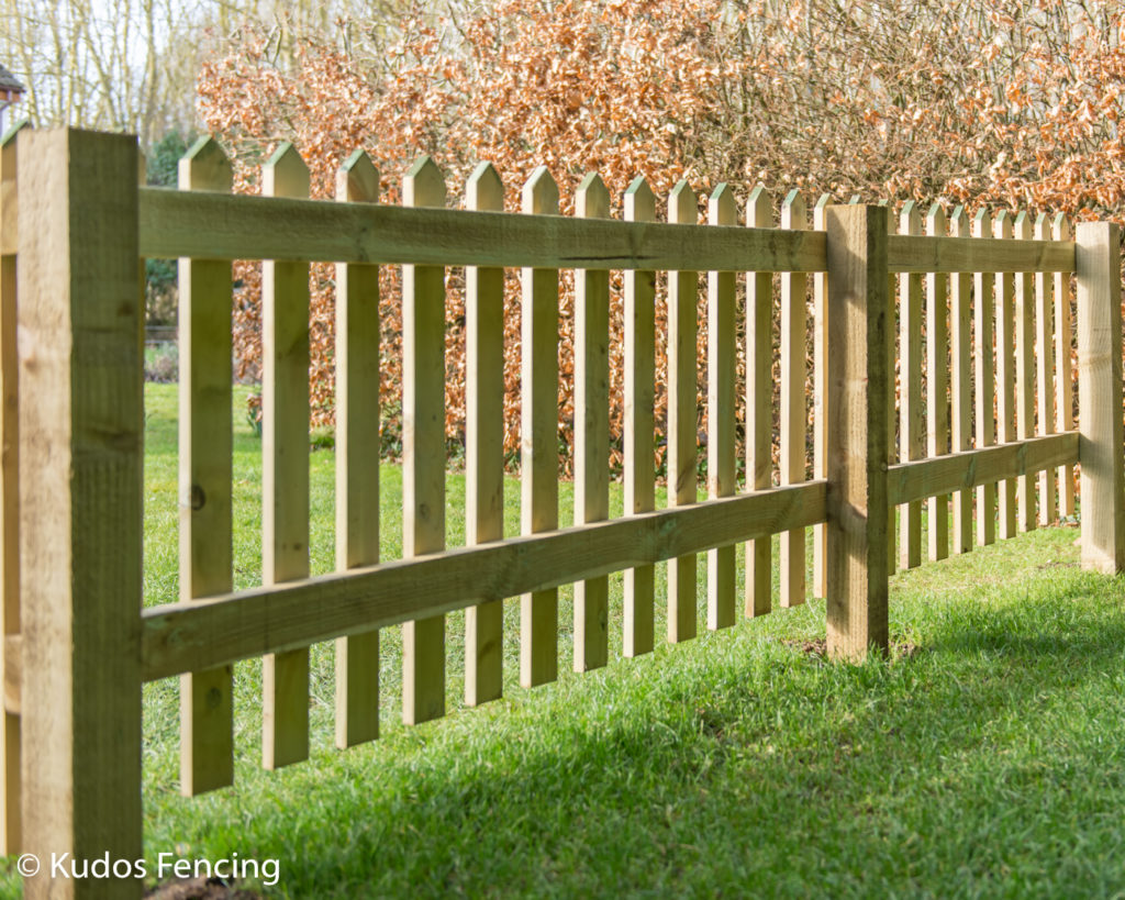 Pointed Top Picket Fencing | Kudos Fencing Ltd